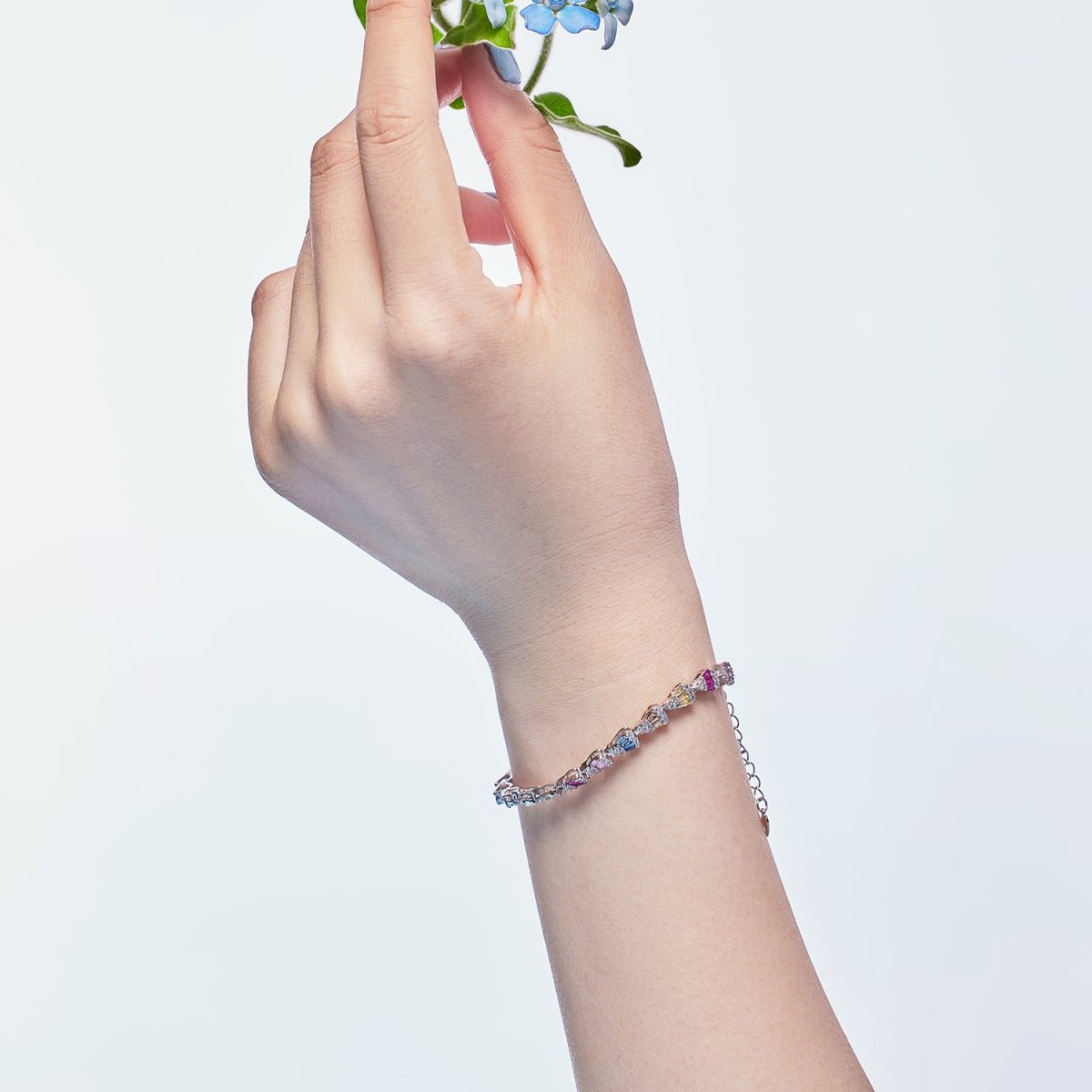 [GALE]Radiant Water Drop Shape Daily Bracelet