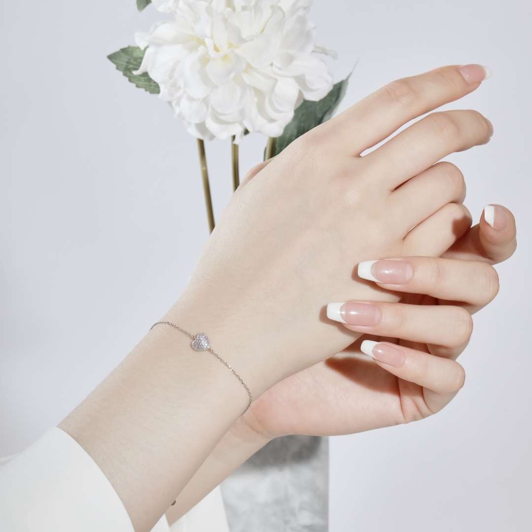 [GALE]Heart-Shaped Gentle and Versatile Bracelet
