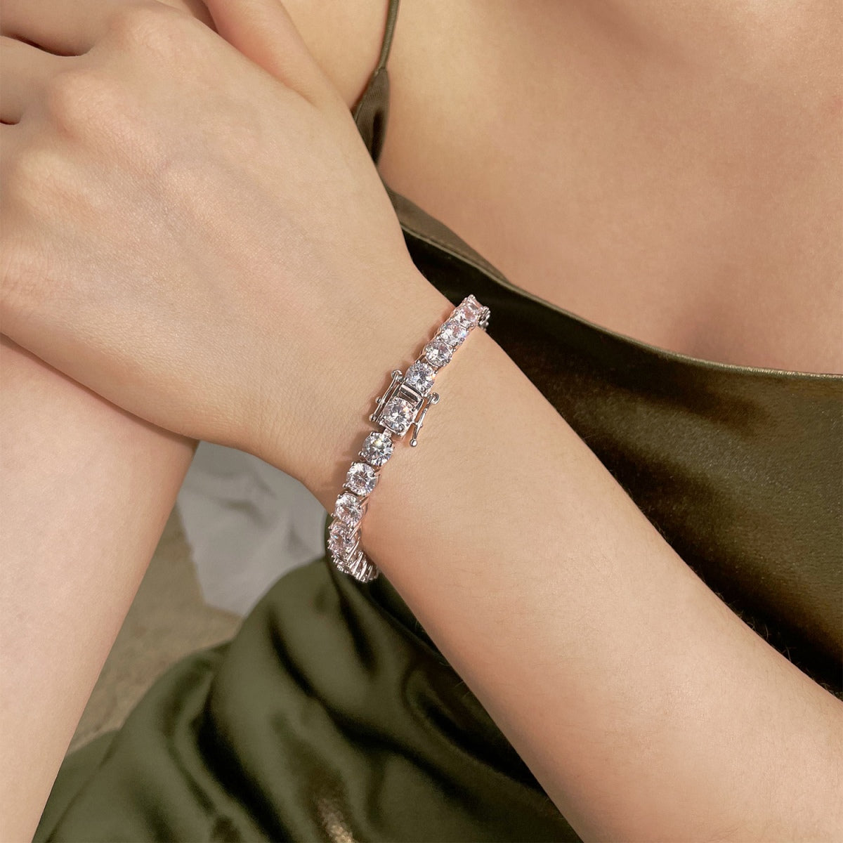 [GALE]0.75 Carat Dazzling Round Cut Wedding Bracelet