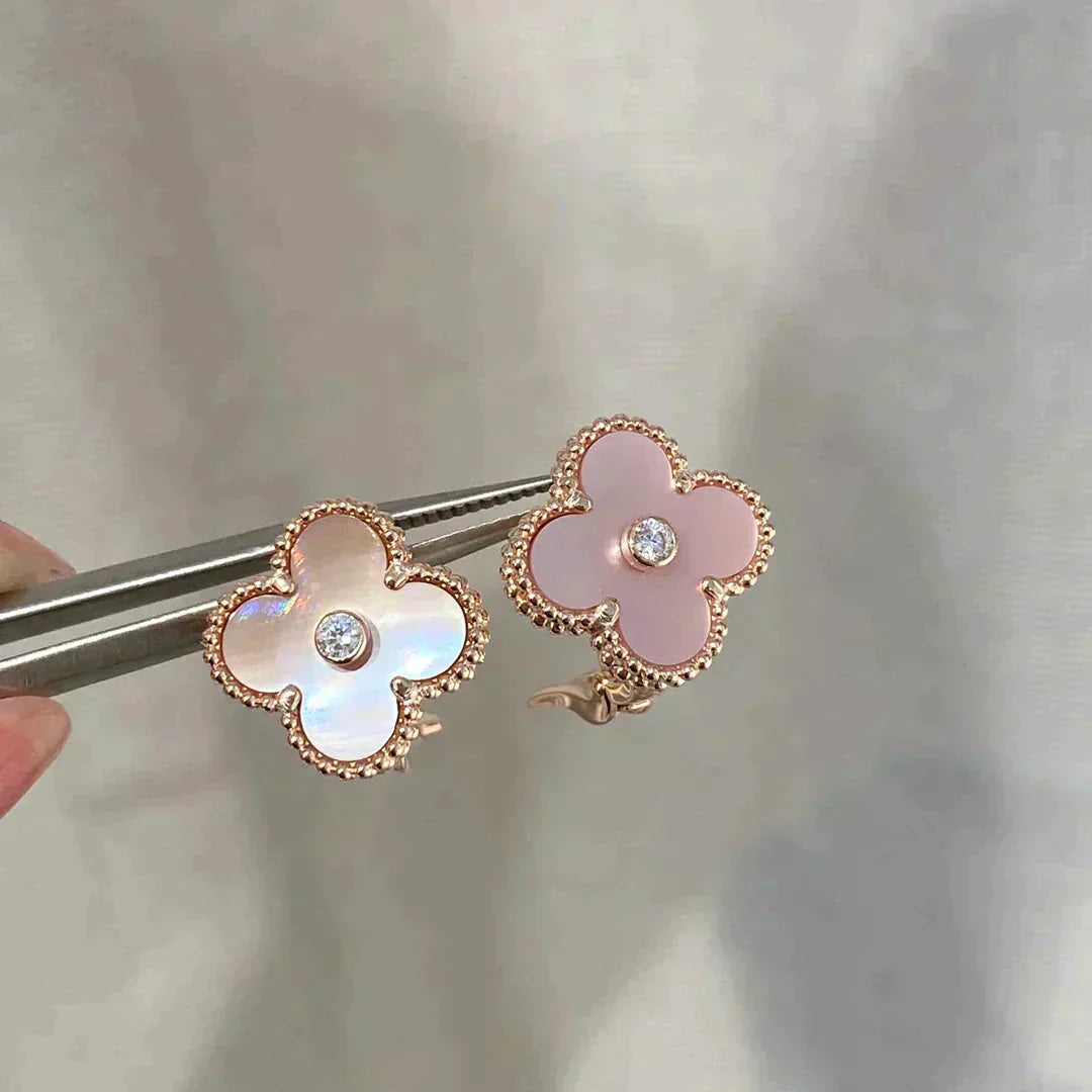 [GALE]CLOVER MEDIUM 1 MOTIFS  PINK MOP DIAMOND EARRINGS