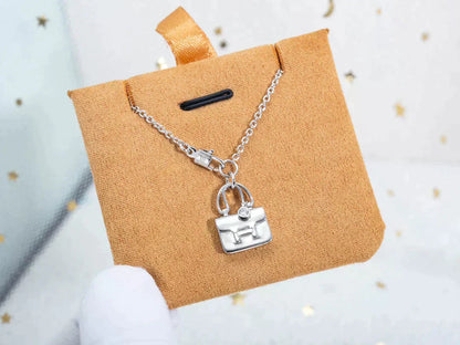 [NOVO]アミュレットペンダント シルバーネックレス