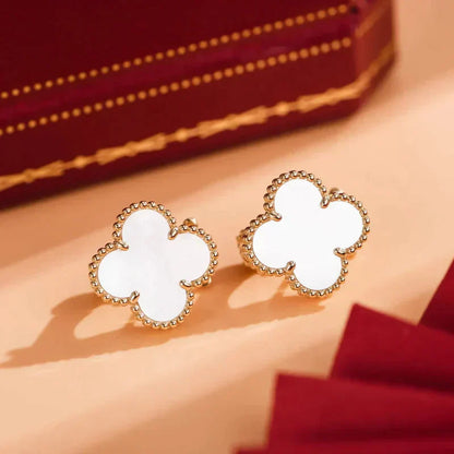 [GALE]CLOVER MEDIUM 1 MOTIFS  WHITE MOP STUD EARRINGS