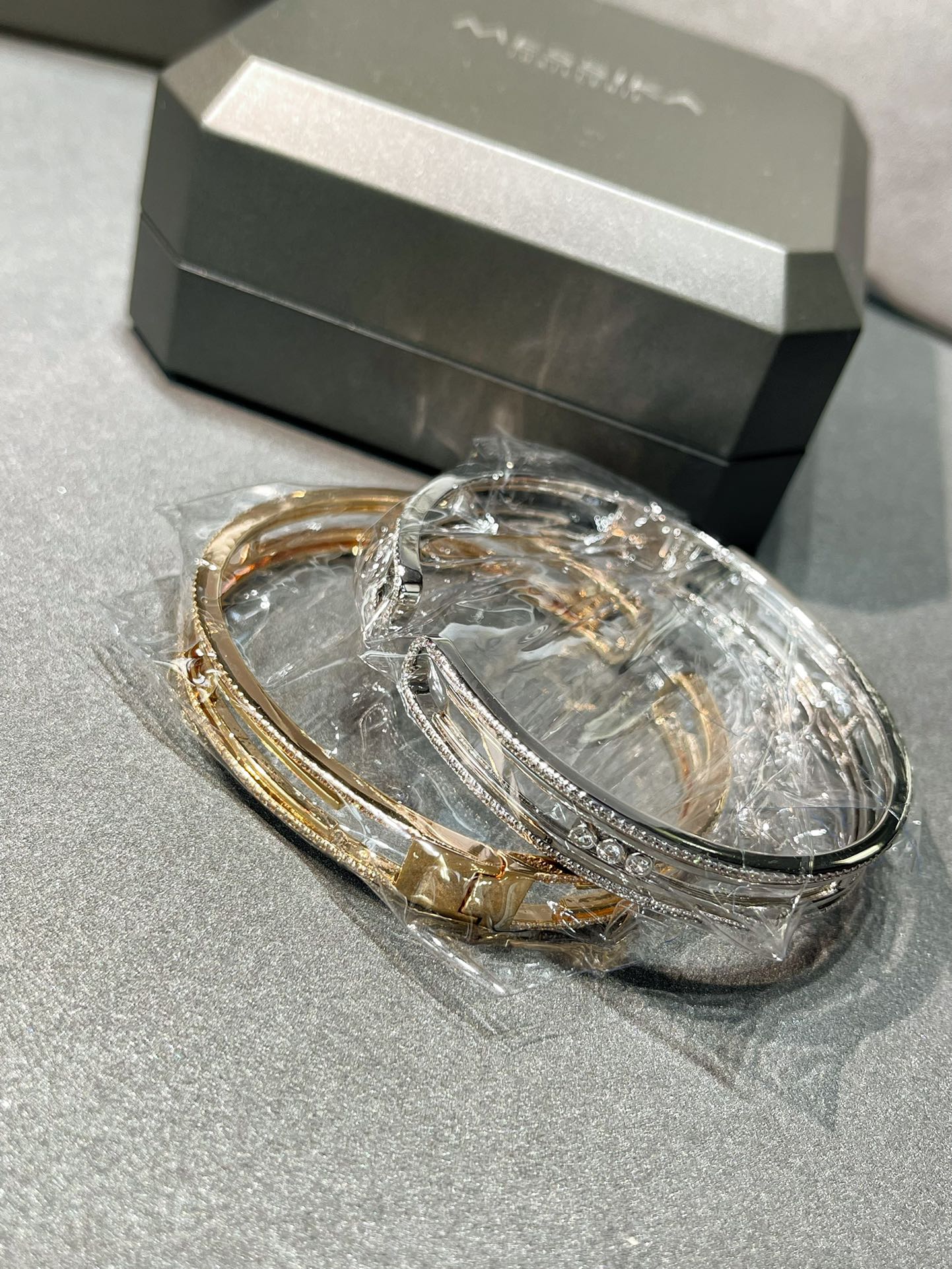 [GALE]MOVE 10TH PAVED DIAMOND BRACELET