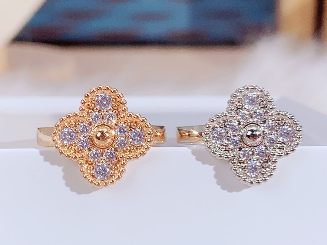 [GALE]CLOVER DIAMOND RING