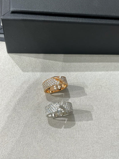 [GALE]LIENS EVIDENCE  DIAMOND PAVED RING
