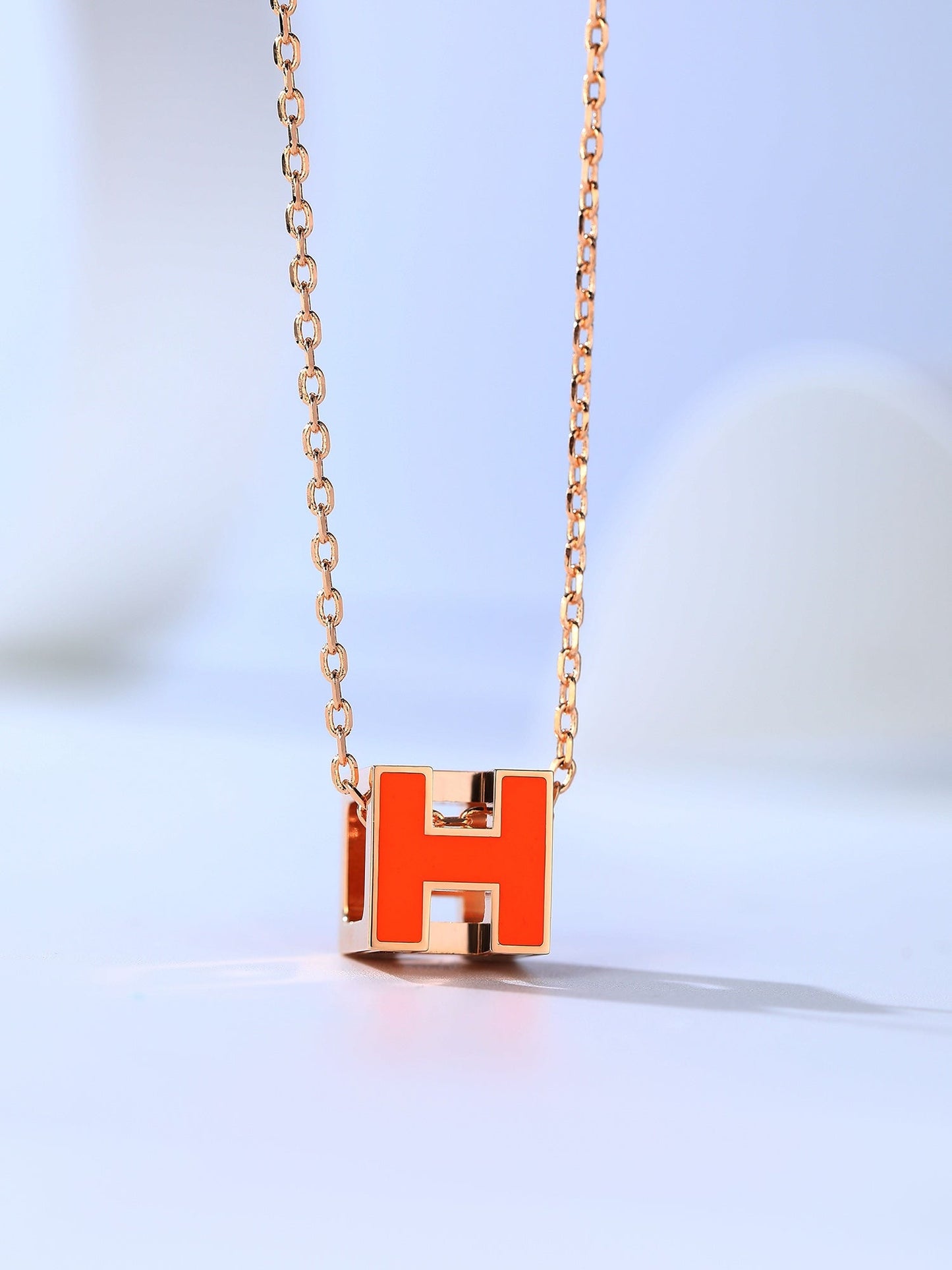 [GALE]H CAGE PINK GOLD NECKLACE