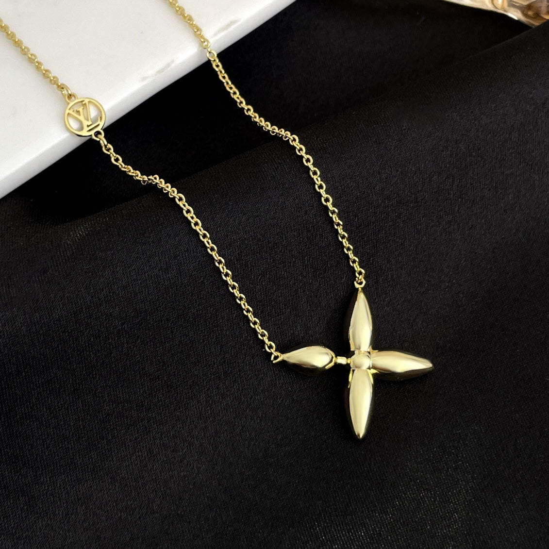 [GALE]LOUISETTE GOLD NECKLACE