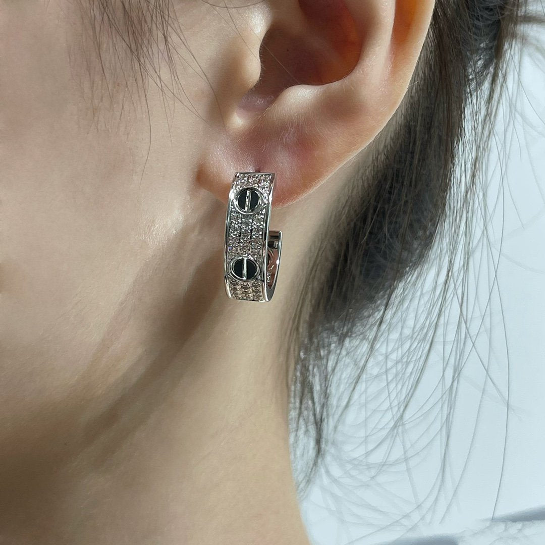 [GALE]LOVE CERAMIC DIAMOND PAVED SILVER EARRINGS