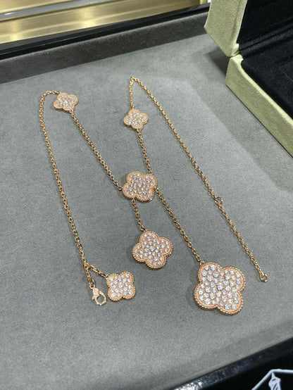 [NOVO]クローバー 6モチーフ ダイヤモンドパヴェネックレス