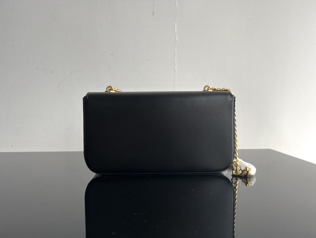 CLASSIC TRIOMPHE 20 BLACK CALFSKIN GOLD HARDWARE