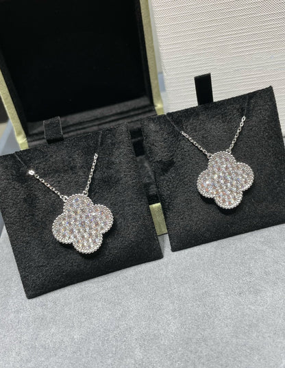 [NOVO]クローバー 25mm ラージペンダント ダイヤモンドパヴェシルバーネックレス