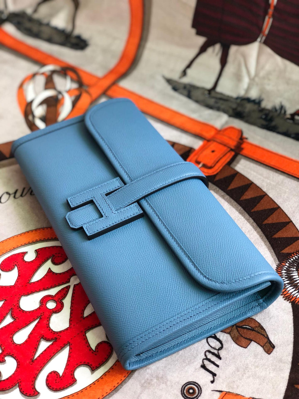HM Jige 29 Glaucous Blue Epsom 229075
