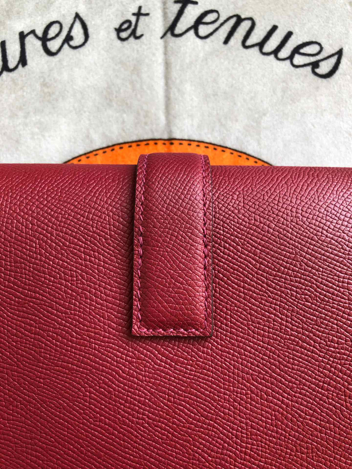 HM Jige 29 Berry Red Epsom 229077