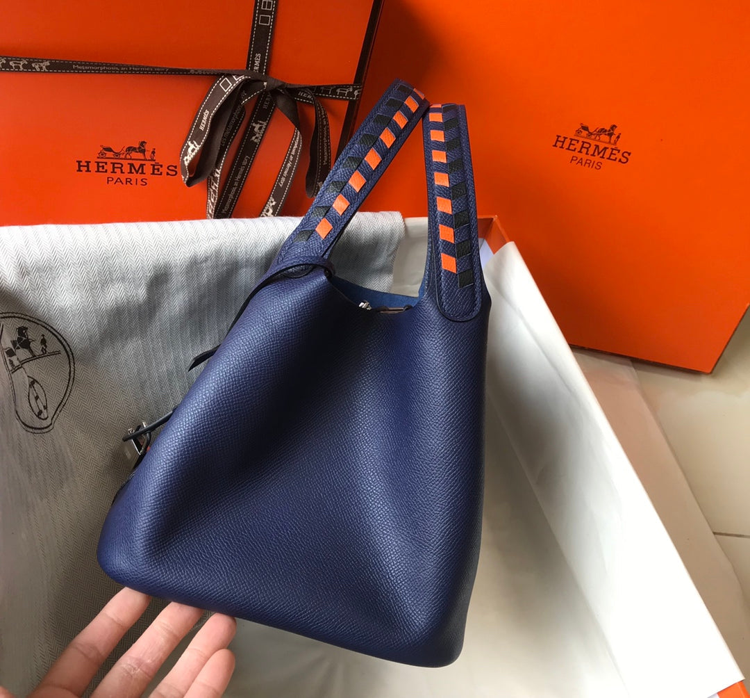 HM PICOTIN LOCK 18 NAVY EPSOM WITH BRAID STRAP