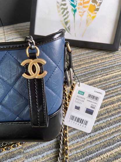 CC MEDIUM 20 HOBO BAG IN AEGEAN BLUE MIX BLACK CALFSKIN WITH STRAP