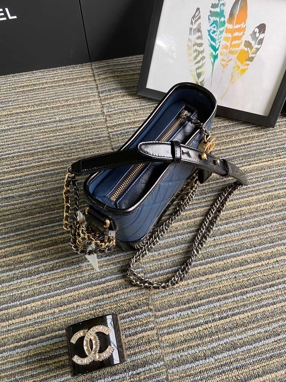 CC MEDIUM 20 HOBO BAG IN AEGEAN BLUE MIX BLACK CALFSKIN WITH STRAP