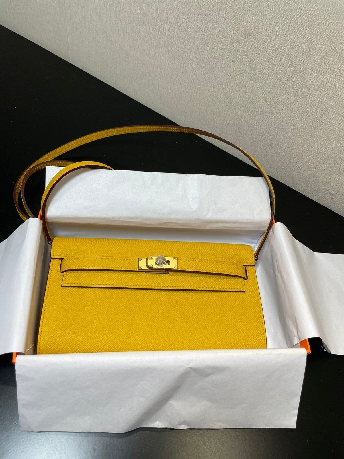 kelly woc 20.5 yellow epsom gold hardware