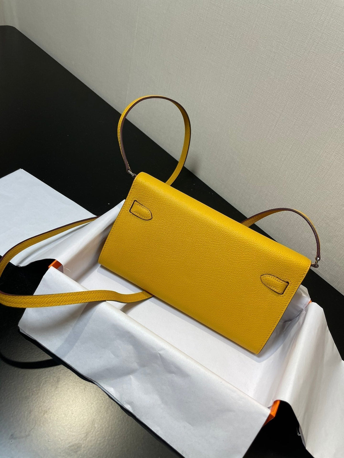 kelly woc 20.5 yellow epsom silver hardware