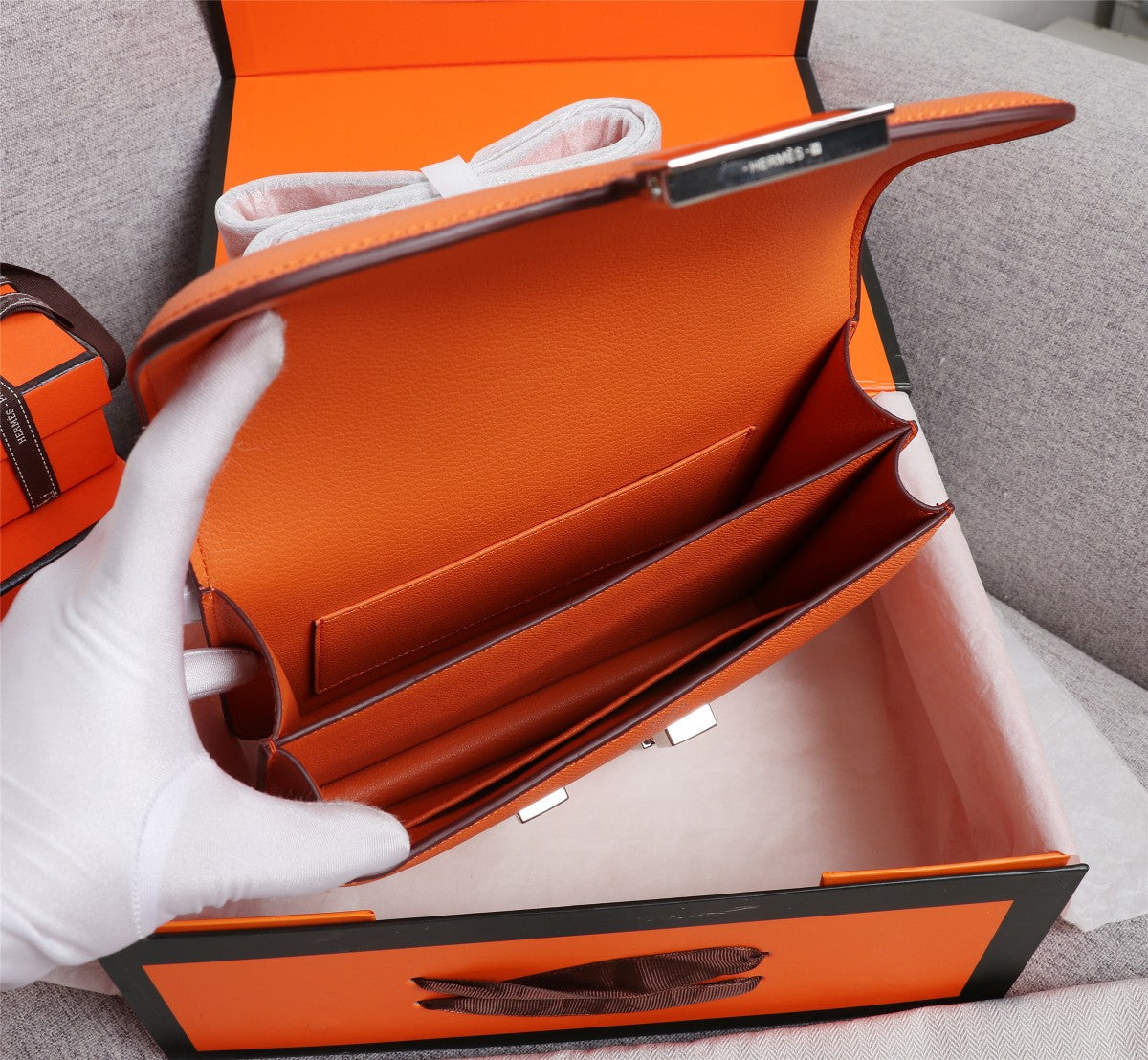 HM CONSTANCE BAGS 19 ORANGE EPSOM SILVER HARDWARE