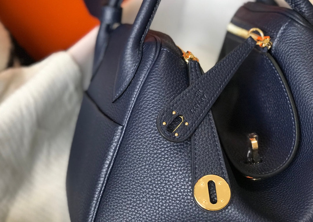 HM LINDY 26 BAG NAVY TAURILLON CLEMENCE LEATHER
