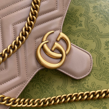 gg marmont 26cm beige calfskin gold hardware