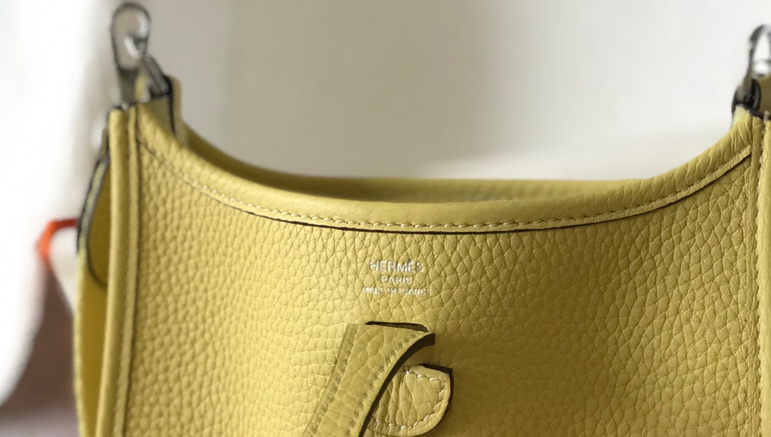 Mini Evelyne 18cm Yellow Togo Shw