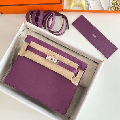 Kelly Danse II 22cm Purple Evercolor Leather Shw