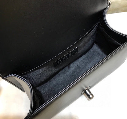 BOY BAG SMALL 20 BLACK QUILTED LAMBSKIN AGED RUTHENIUM HARDWARE