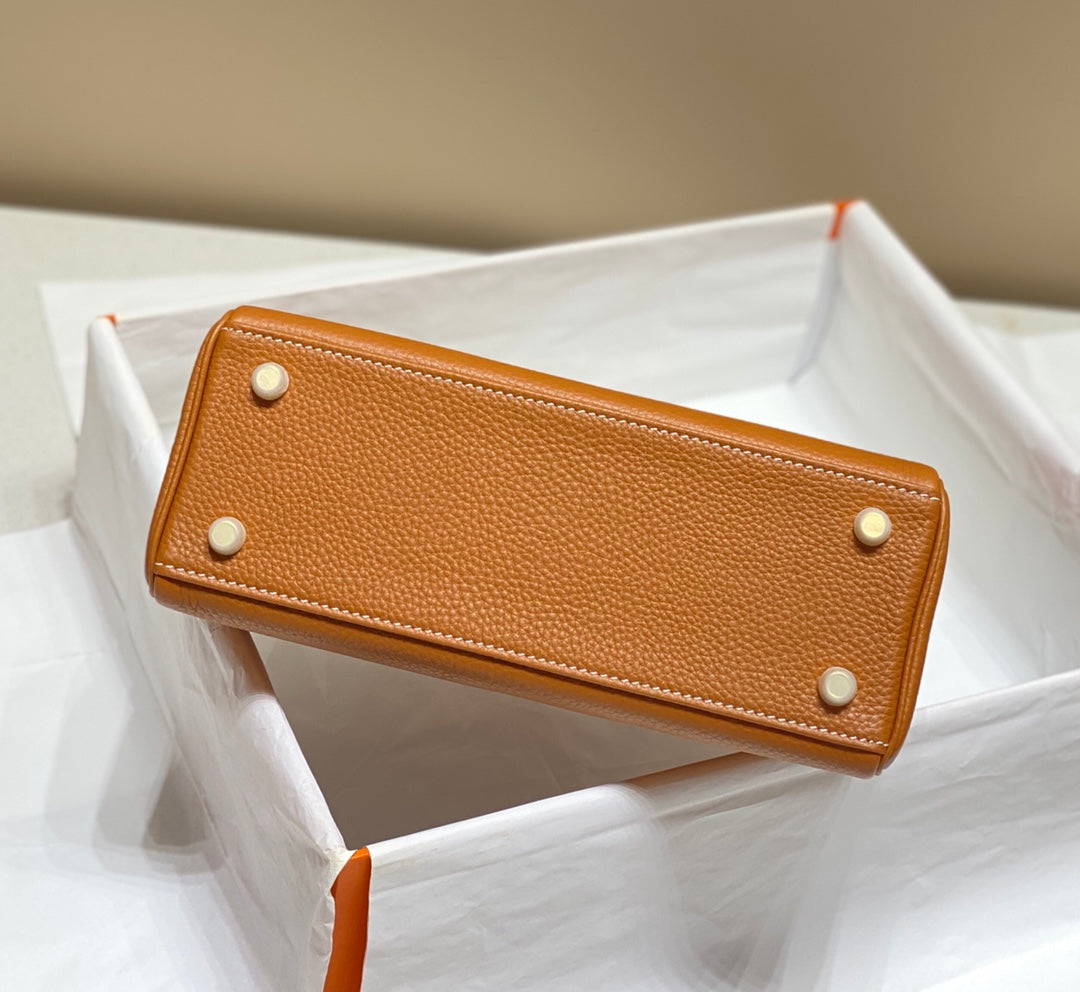 HM KELLY 28CM TAN TOGO GOLD HARDWARE