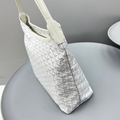 HOBO BOHÉME 34 IN WHITE GOYARDINE CANVAS AND CALFSKIN
