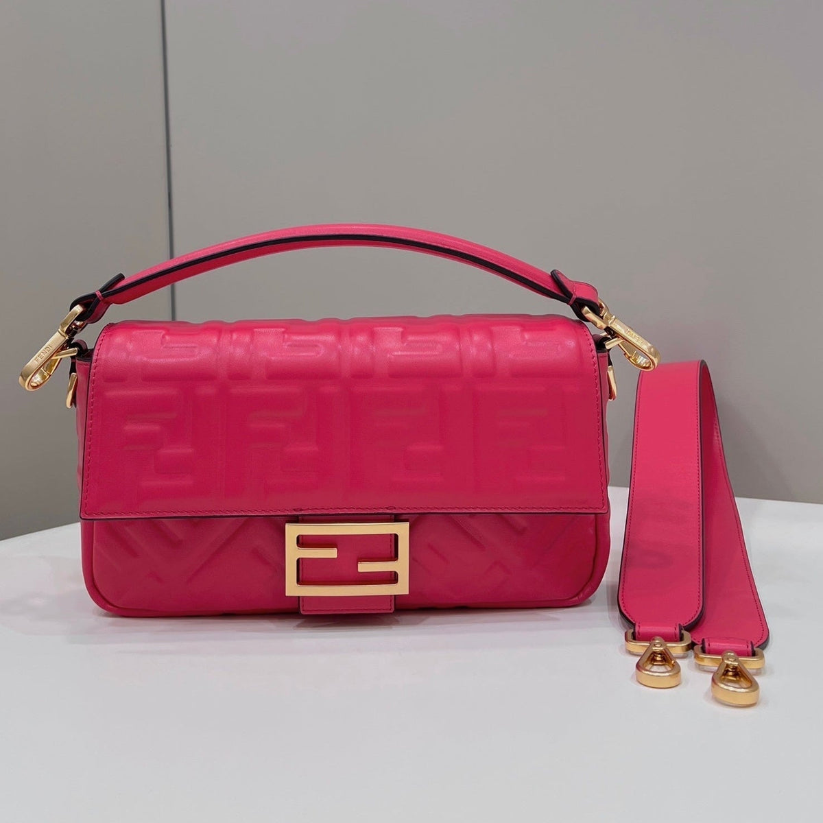 Baguette 27cm Red Lambskin Gold Hardware