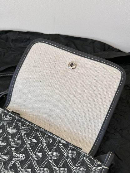PLUMET POCKET WALLET 20 IN GREY BLACK GOYARDINE CANVAS AND LAMBSKIN TRIM