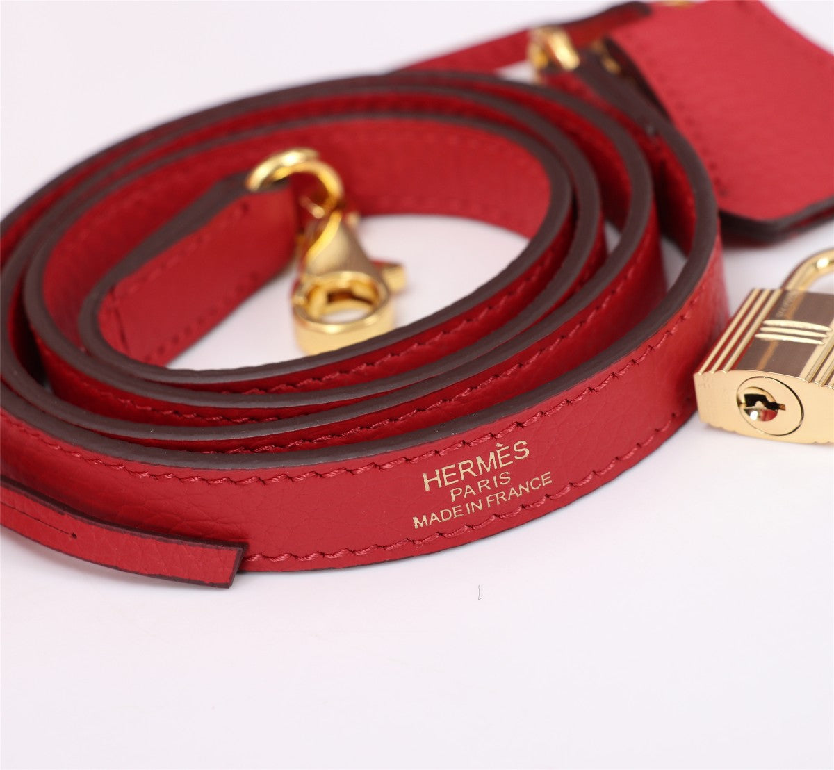 HM KELLY BAG 28 RED TOGO GOLD HARDWARE