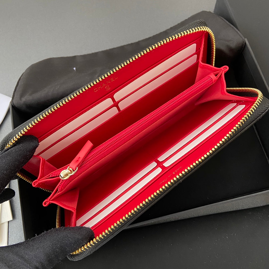 CC 19 Zipped Wallet 19cm Black Calfskin