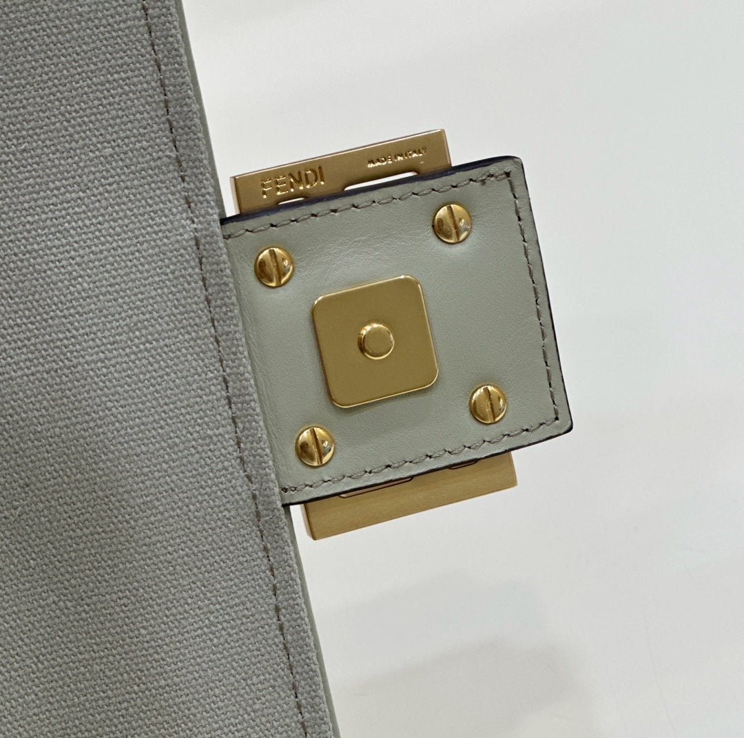 BAGUETTE WITH FF MOTIF 27 IN BITTER JACQUARD FABRIC GOLD HARDWARE