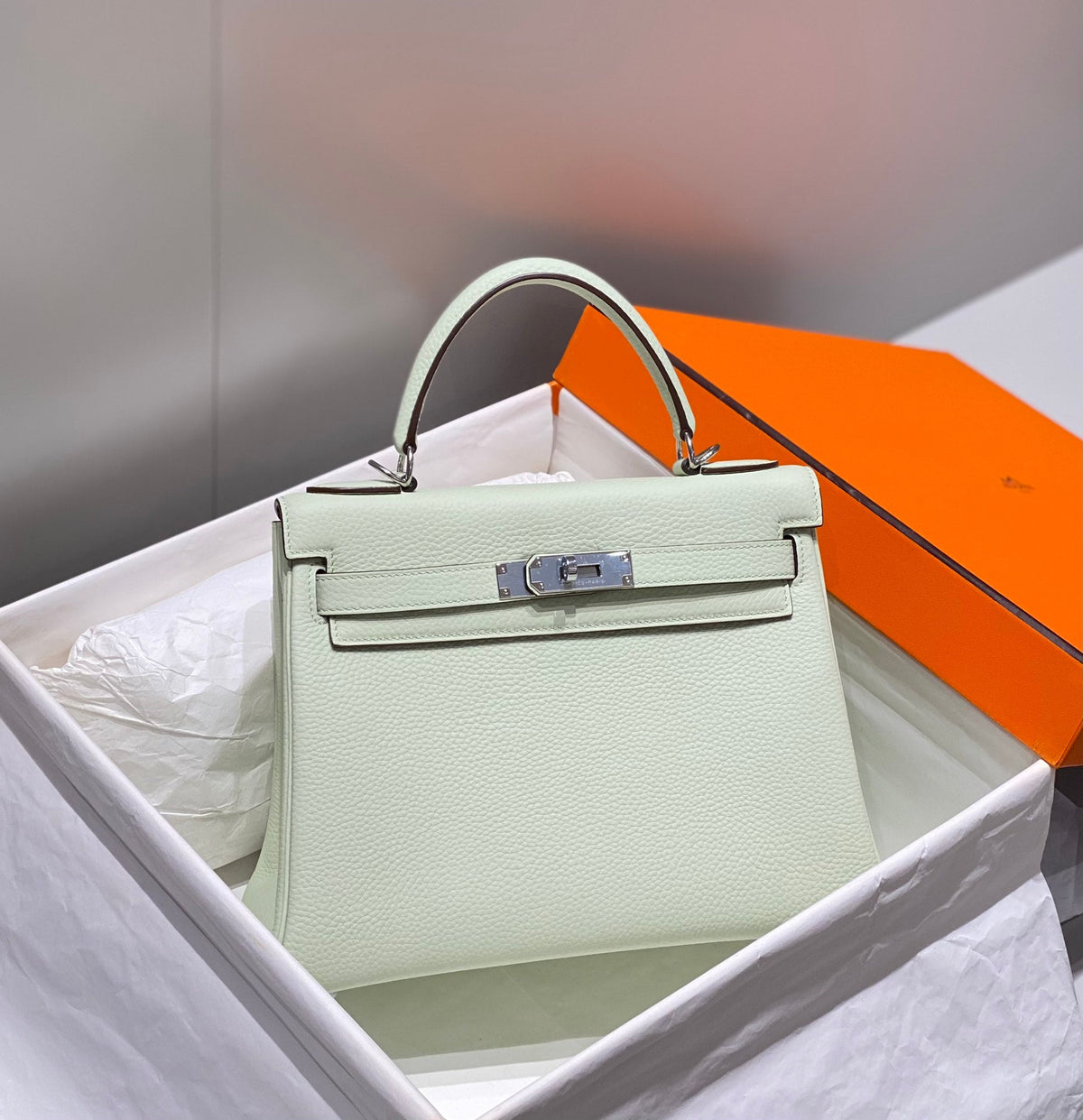 HM KELLY 28CM LIGHT GREEN TOGO SILVER HARDWARE