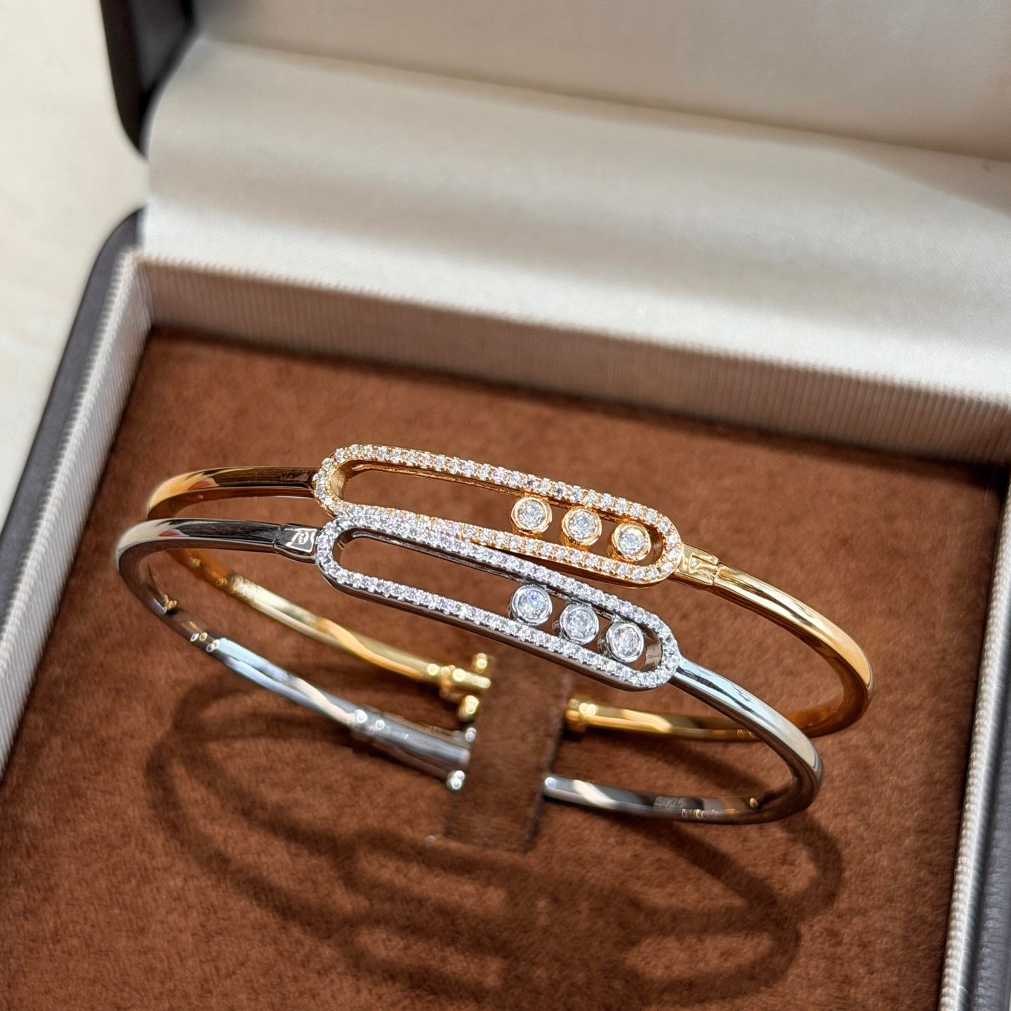 [GALE]Move Pavé Diamond Bangle Bracelet M