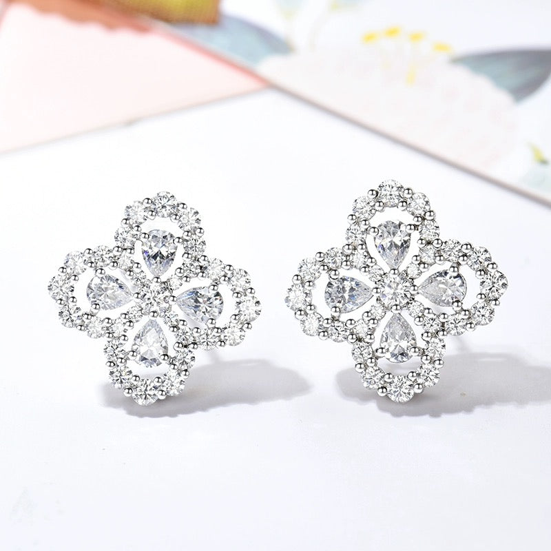 [GALE]LOOP EARRINGS FULL MOTIF DIAMOND 16MM