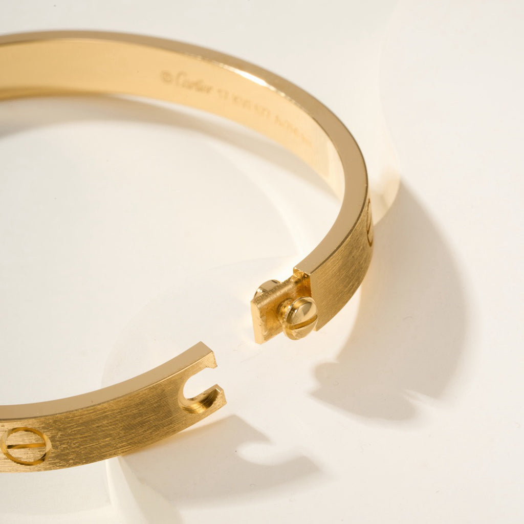 [GALE] CLASH & Clover Laser 5-Motif & LOVE Brushed Bracelet Stack Set