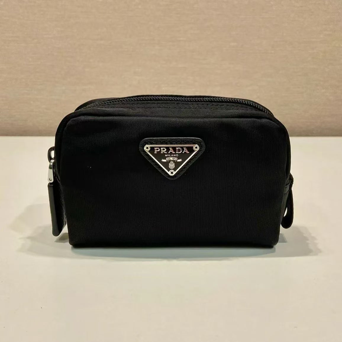 PRA CLUTCH 26 IN BLACK RE-NYLON AND SAFFIANO LEATHER