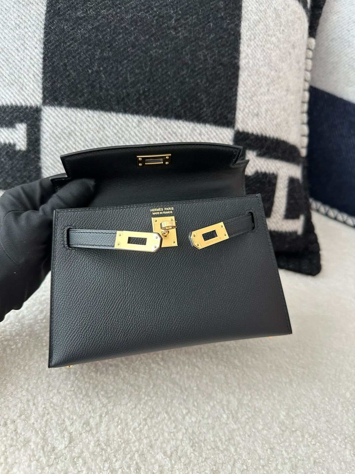 HM Mini Kelly 19cm Black Epsom Gold Hardware Best Version