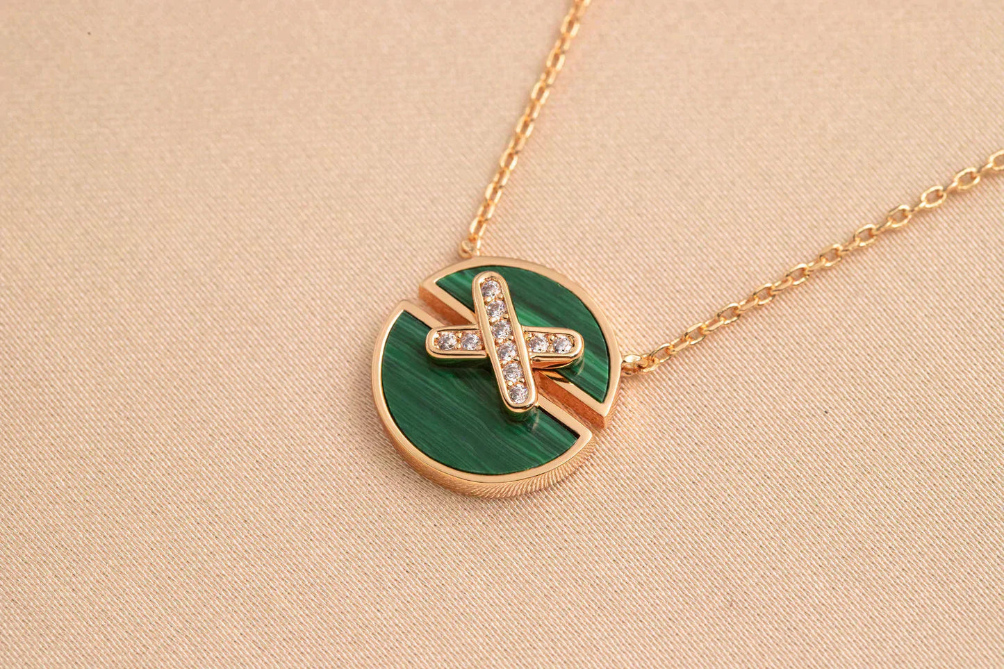 [GALE]JEUX DE ROSE GOLD DIAMOND NECKLACE