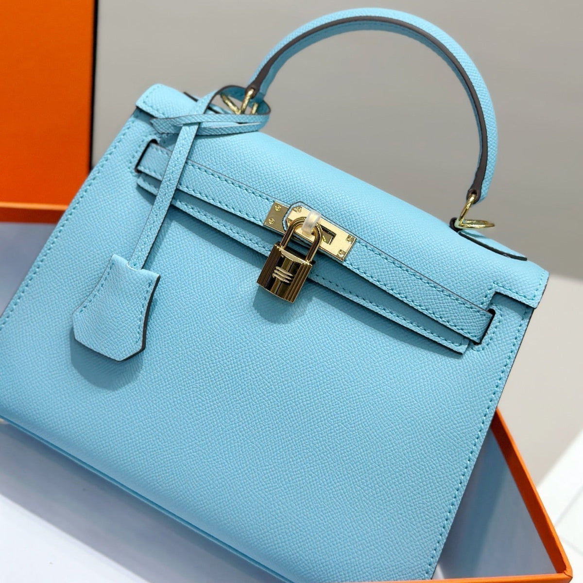HM Kelly 25cm Tiffany Blue Epsom Leather Gold Hardware