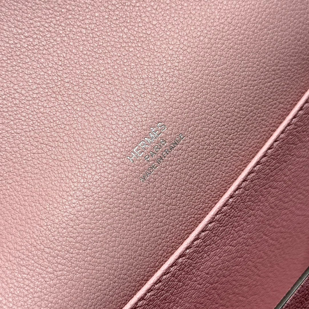 HM SAC ROULIS 18 PINK PASTEL EVERCOLOR CALFSKIN237570