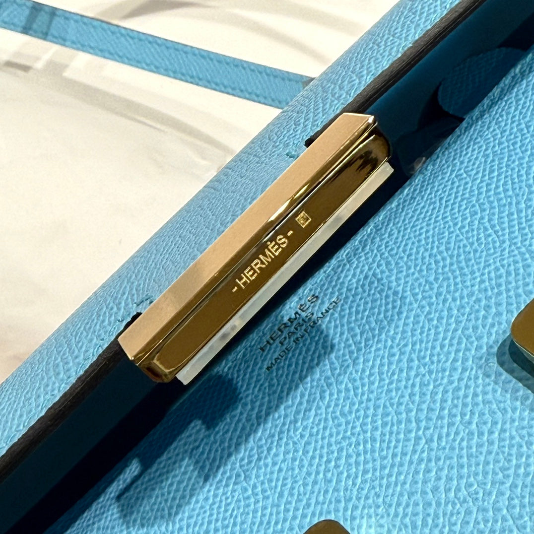 HM Constance Elan 24 Day Sky Blue Epsom Gold Hardware 237338