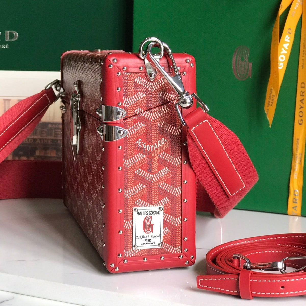 CASSETTE TRUNK BAG 21 IN BURGUNDY RED GOYARDINE CANVAS & CLAMECY COWHIDE