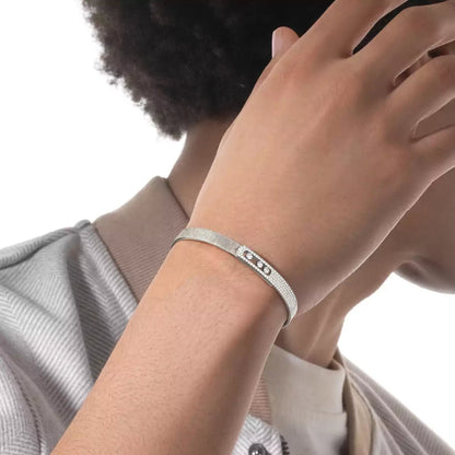 [GALE]Move Noa Ciselé half pavé bangle
