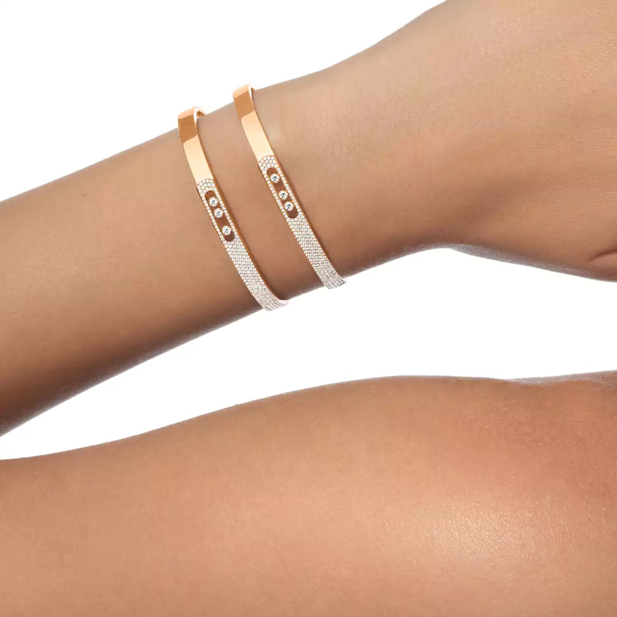[GALE]Move Noa Rose Gold Pavé Diamond Bangle Bracelet