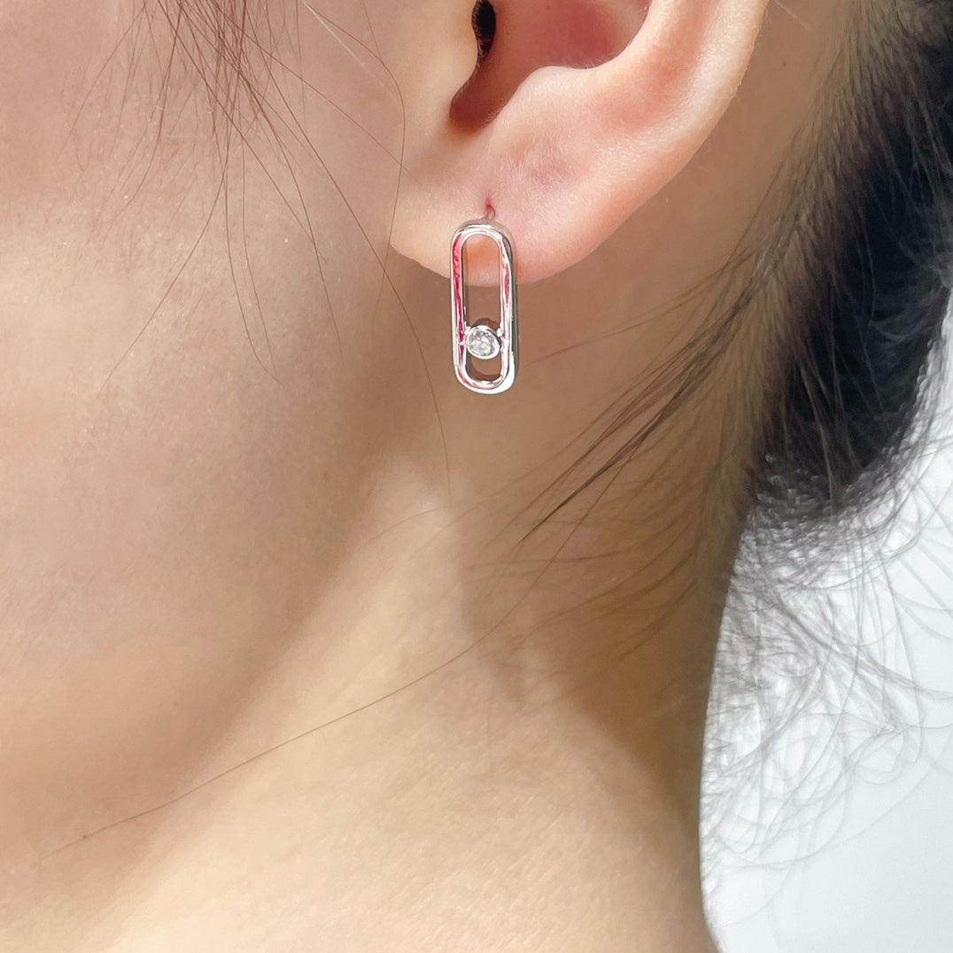 [GALE]MOVE UNO SMALL 1 DIAMOND EARRINGS