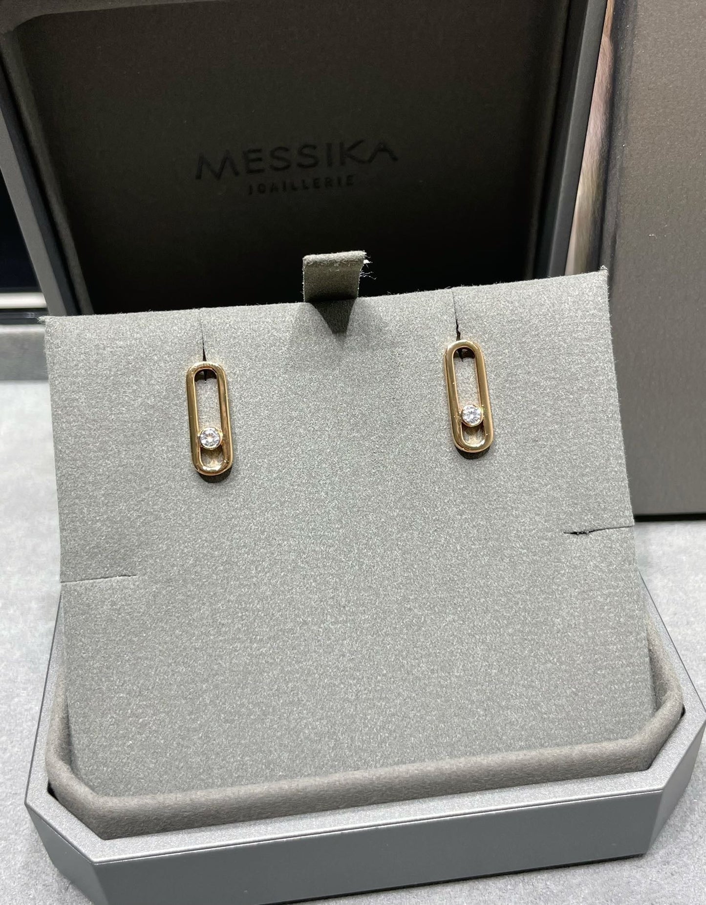 [GALE]MOVE UNO SMALL 1 DIAMOND EARRINGS